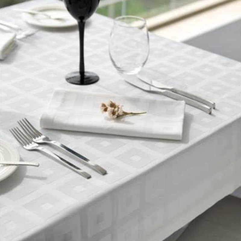 Nappe Blanche Damassée en Coton de Qualité Supérieure - 100% Coton